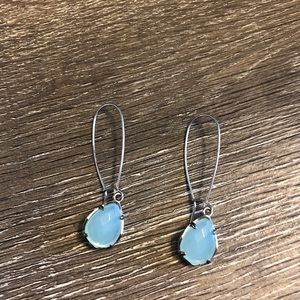 Kendra Scott drop earrings